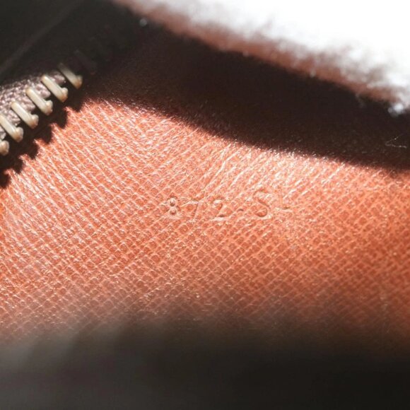 LOUIS VUITTON Monogram Danube Shoulder Bag M45266 LV Auth 68283 - Picture 3 of 16